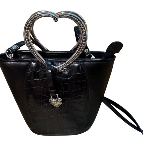 LOVE THIS LOOKS-LIKE mini Bucket Bag w Heart Handle and Charm, zipper top, - Picture 1 of 11